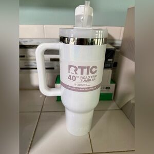 RTIC 40oz White Road Trip Tumbler